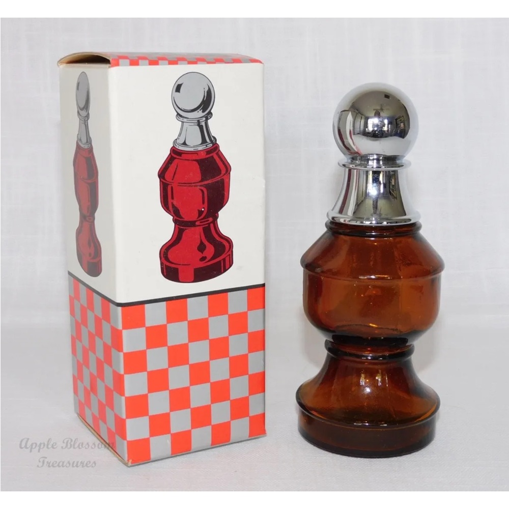 Vintage Avon The Pawn Chess Piece Wild Country After Shave Empty Bottle w/Box